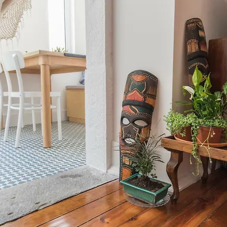 La La Apartment *