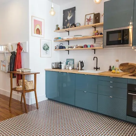 Apartment La La *